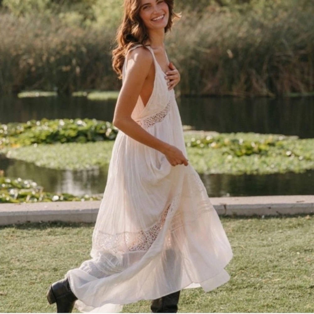 Free People Carla Lace Dress Deep-V Ivory Never Worn Size Small - Picture 7 of 15